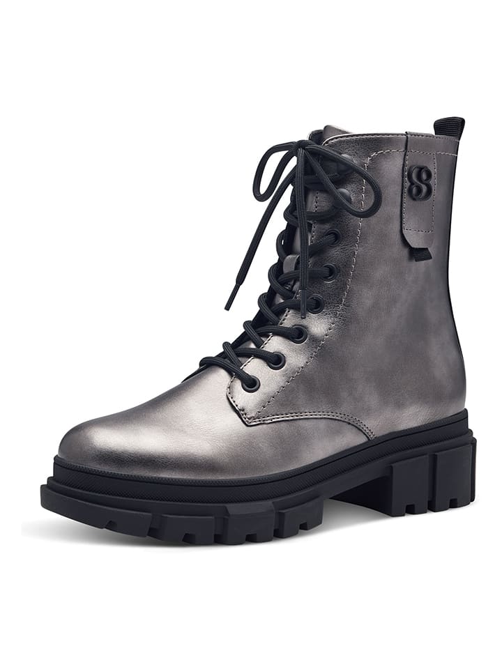 Boots in Silber