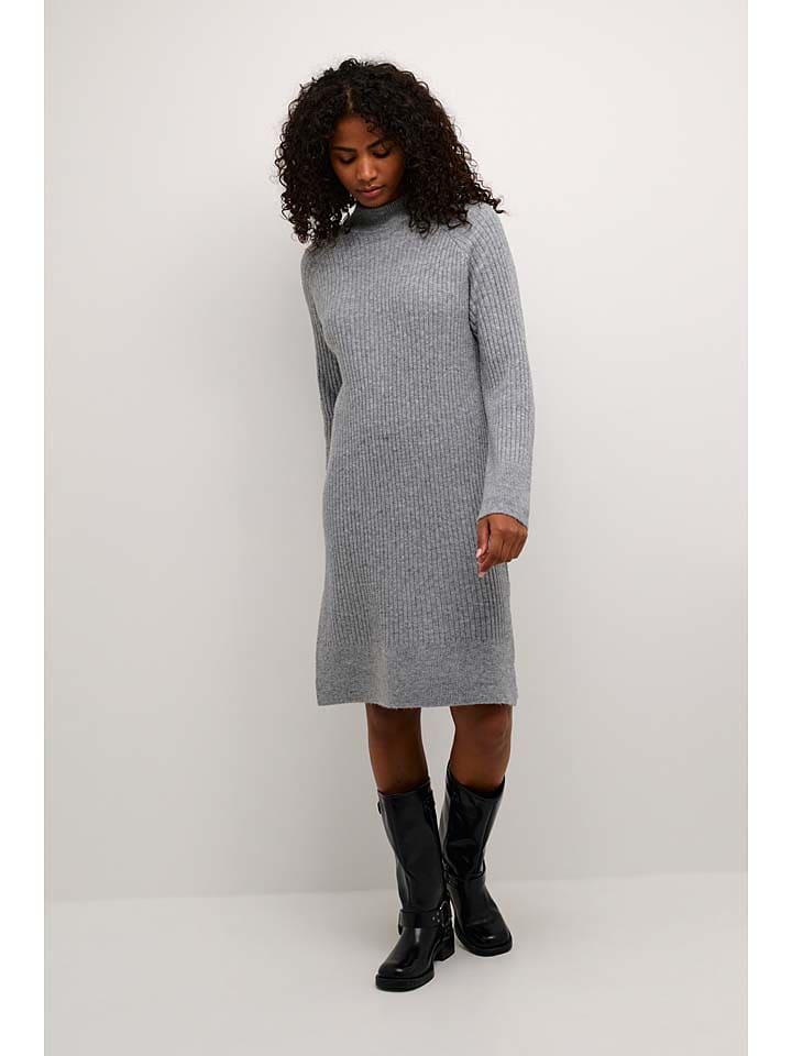 Strickkleid in Grau