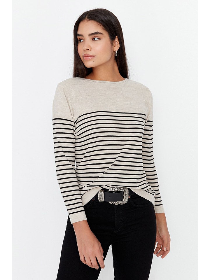 Pullover in Creme/ Schwarz