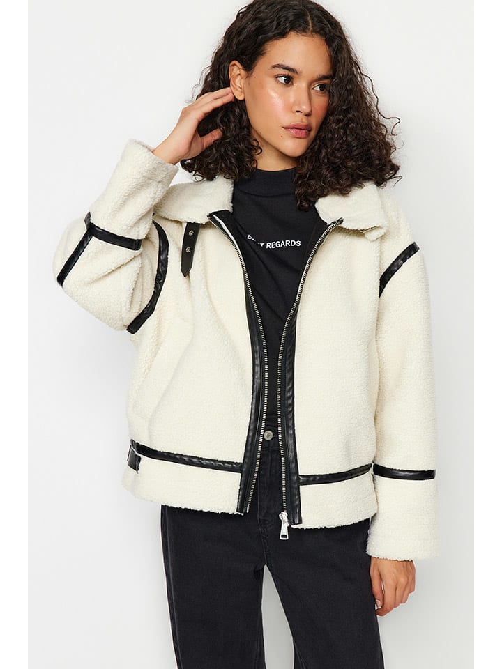 Fleecejacke in Creme/ Schwarz