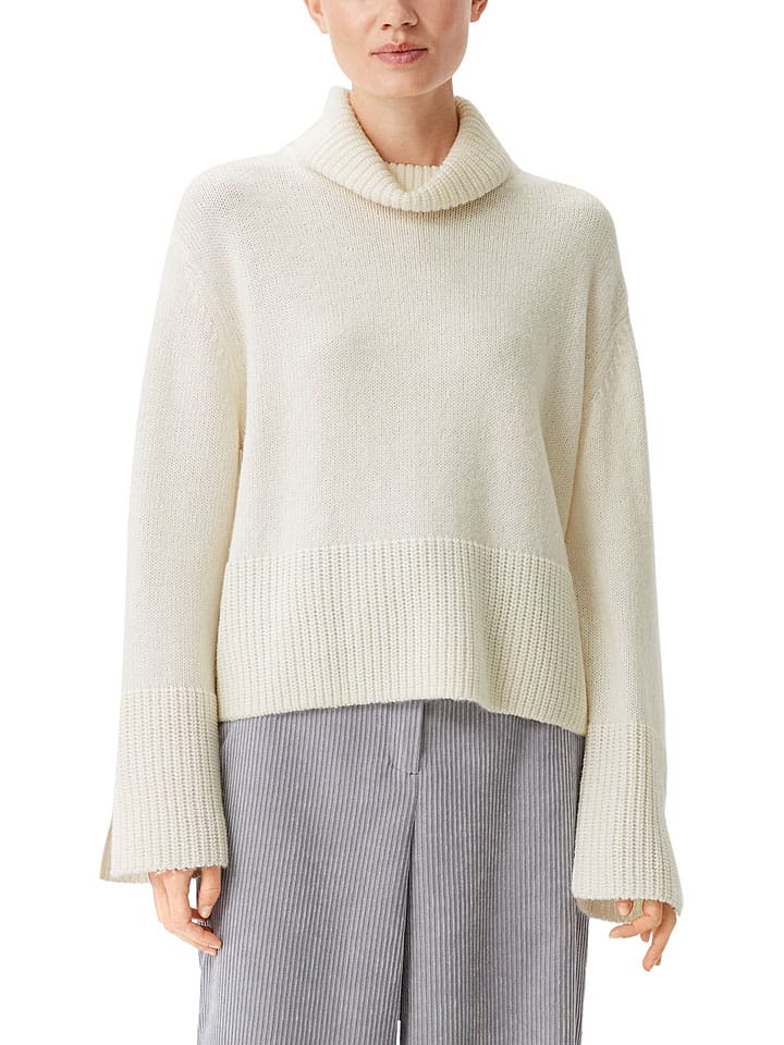 Sweter w kolorze białym