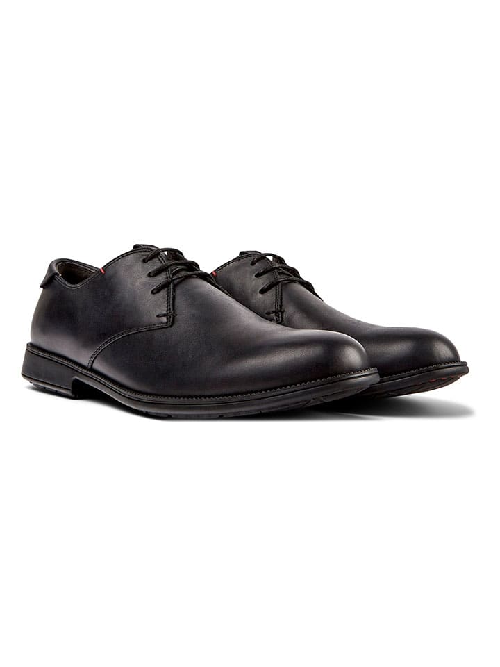 Leren veterschoenen zwart