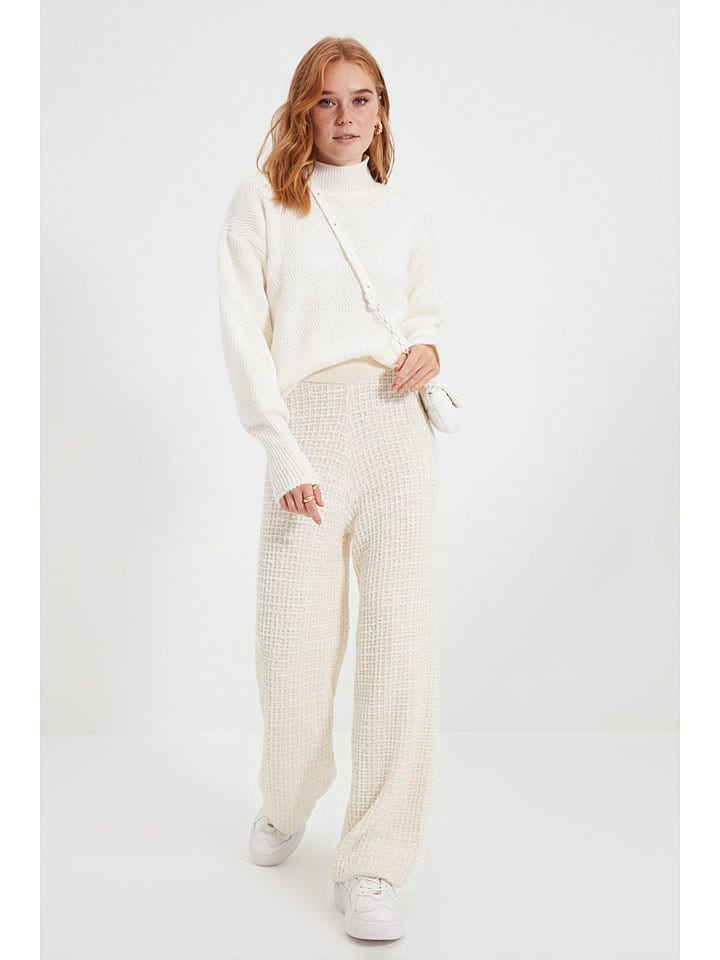Pullover in Creme