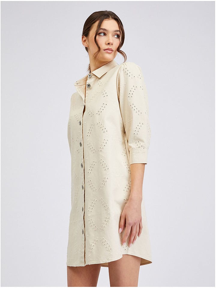 Jeanskleid in Creme