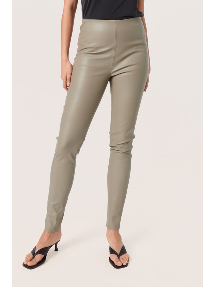Kunstlederleggings "Soaked in Luxury" in Hellbraun