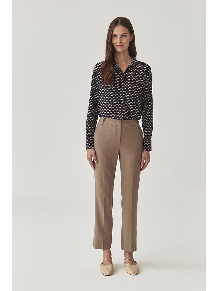 Chino in Taupe