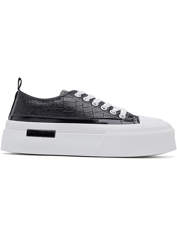 Sneakersy w kolorze biało-czarnym