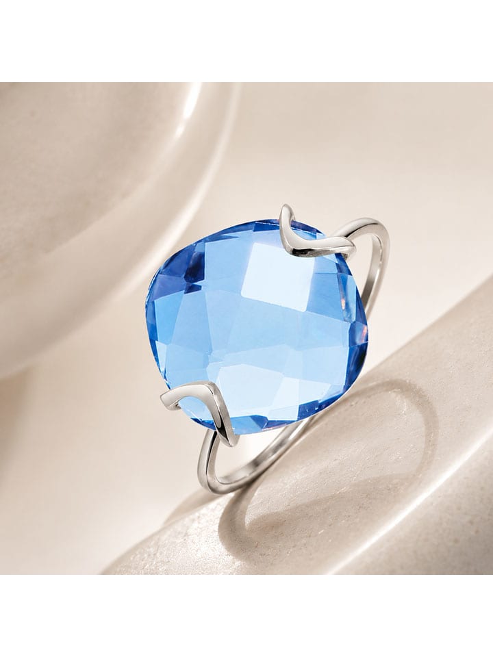 Zilveren ring met edelstenen