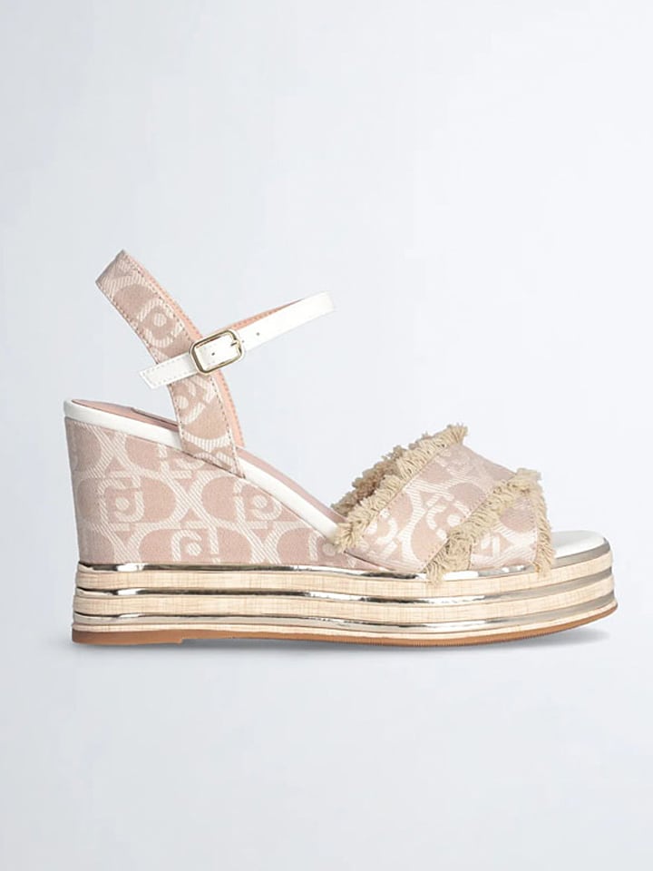 Keilsandaletten in Beige