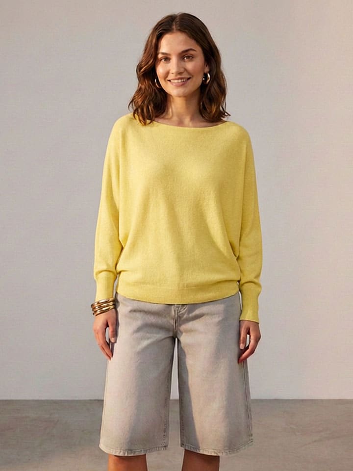 Pullover in Gelb