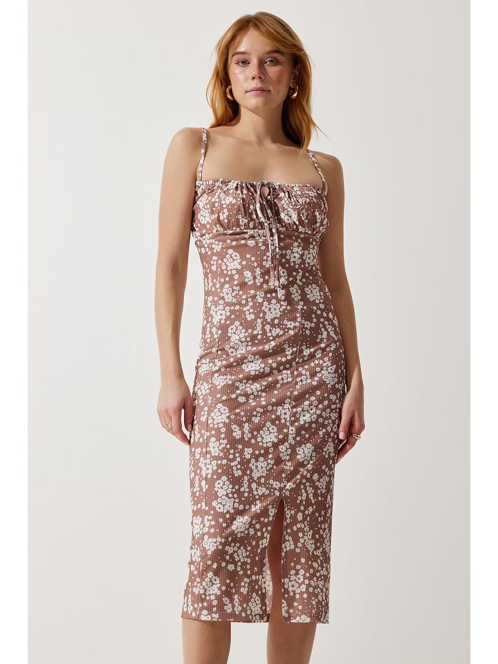 Kleid in Hellbraun/ Weiß