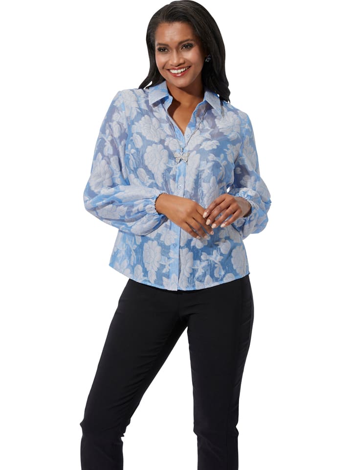 Bluse in Hellblau/ Creme