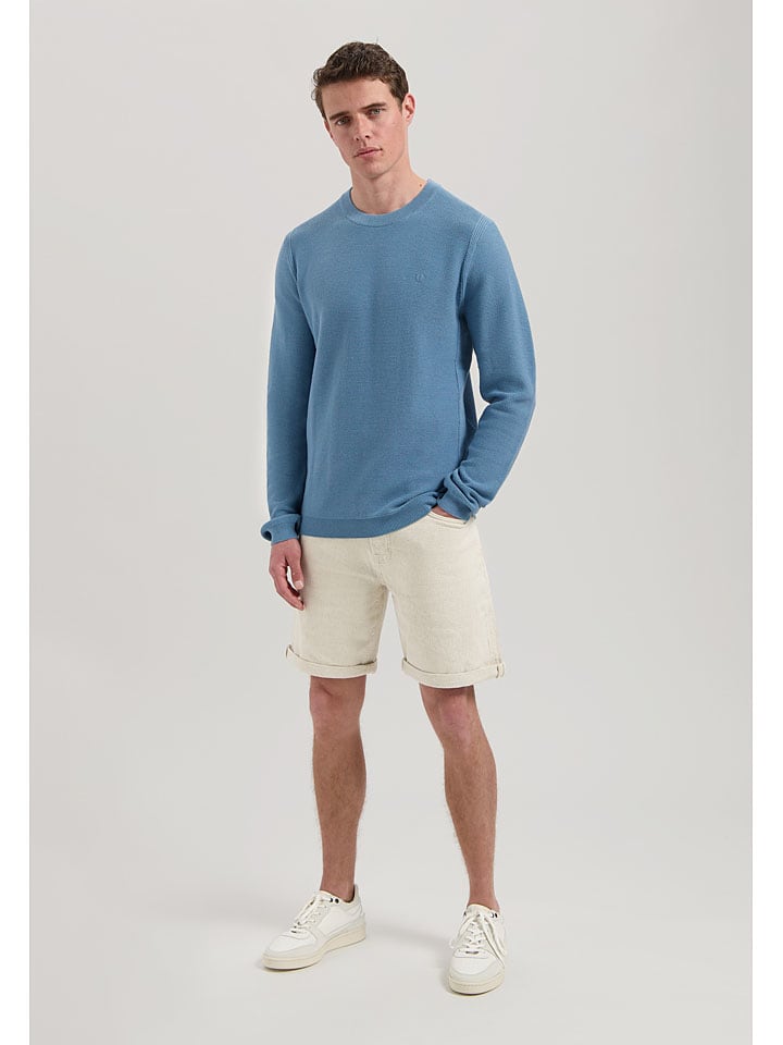 Sweter w kolorze błękitnym