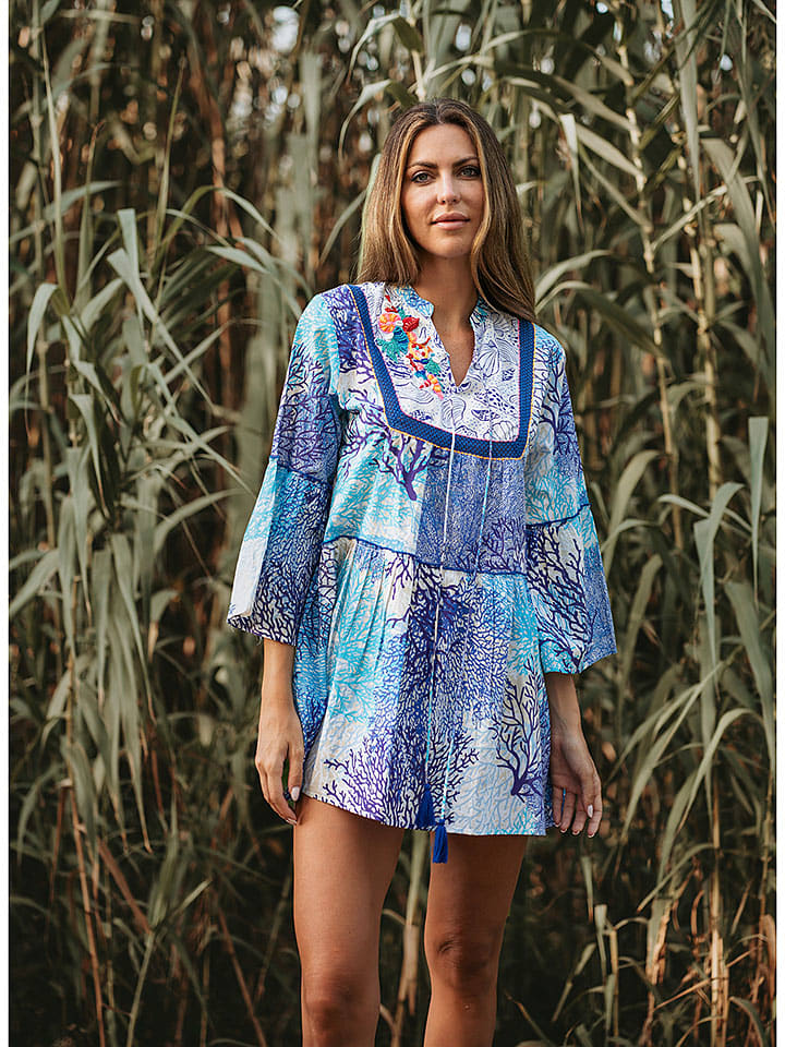 Kleid in Blau/ Türkis/ Weiß