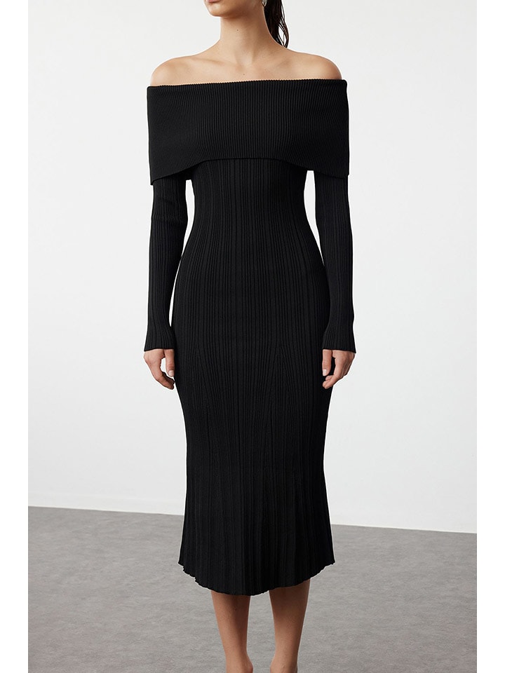 Strickkleid in Schwarz