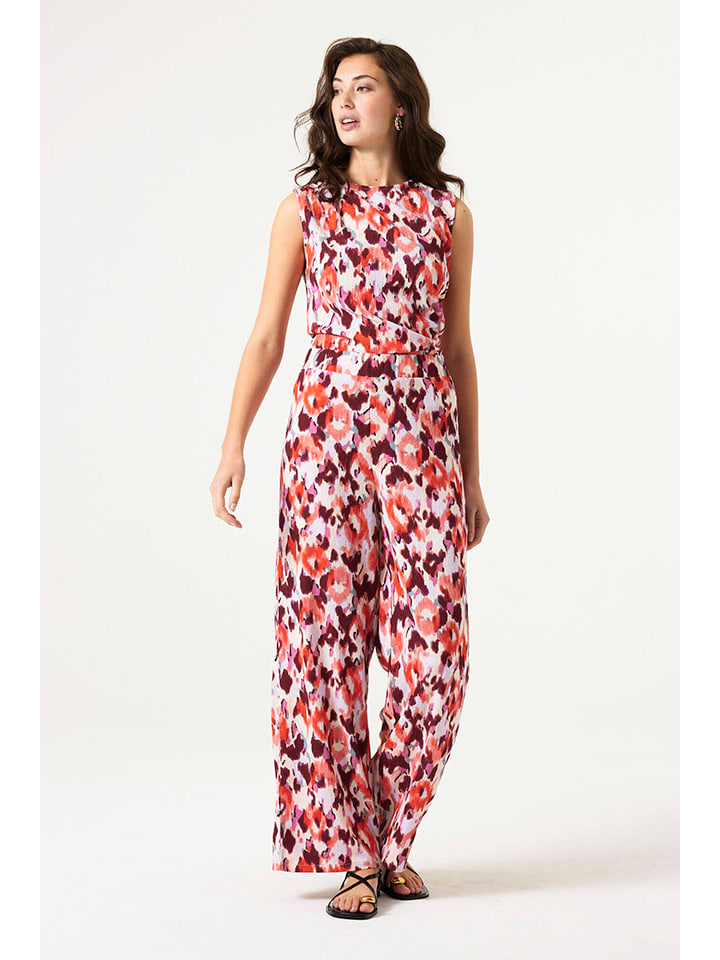 Hose in Rosa/ Rot