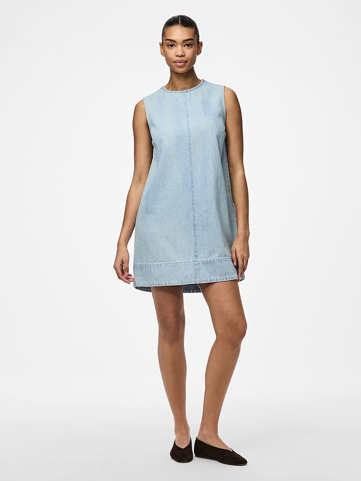 Kleid "Flora" in Hellblau