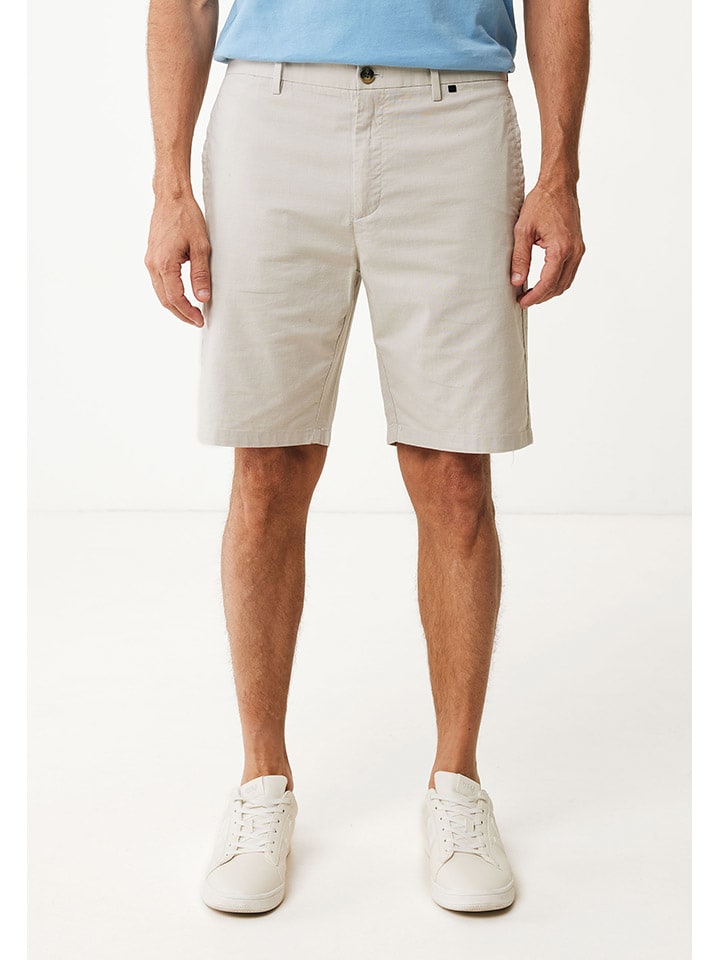 Shorts in Beige