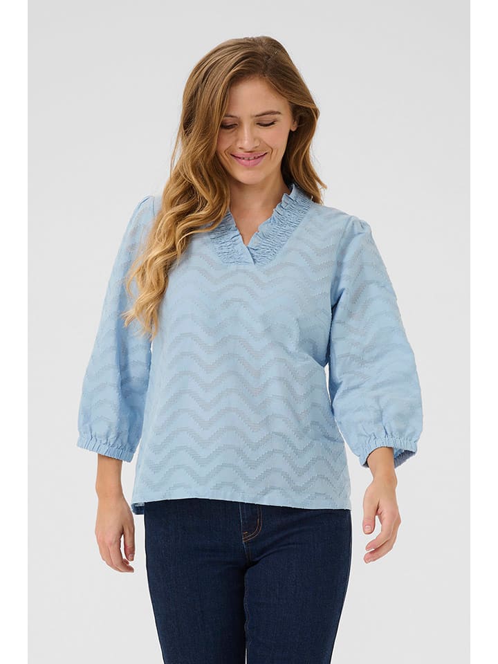 Bluse in Hellblau