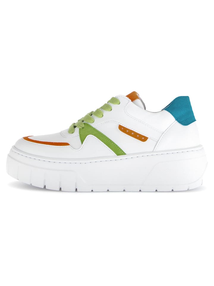Skórzane sneakersy w kolorze białym ze wzorem