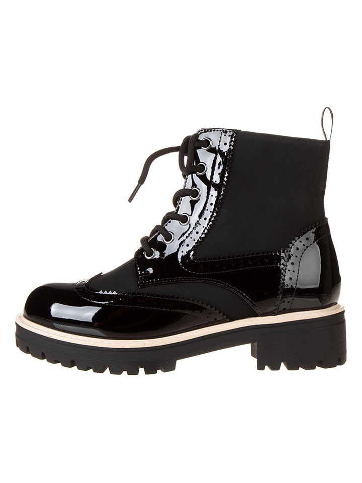 Boots in Schwarz