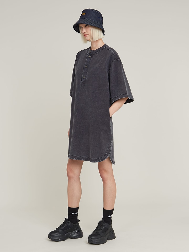 Kleid in Anthrazit