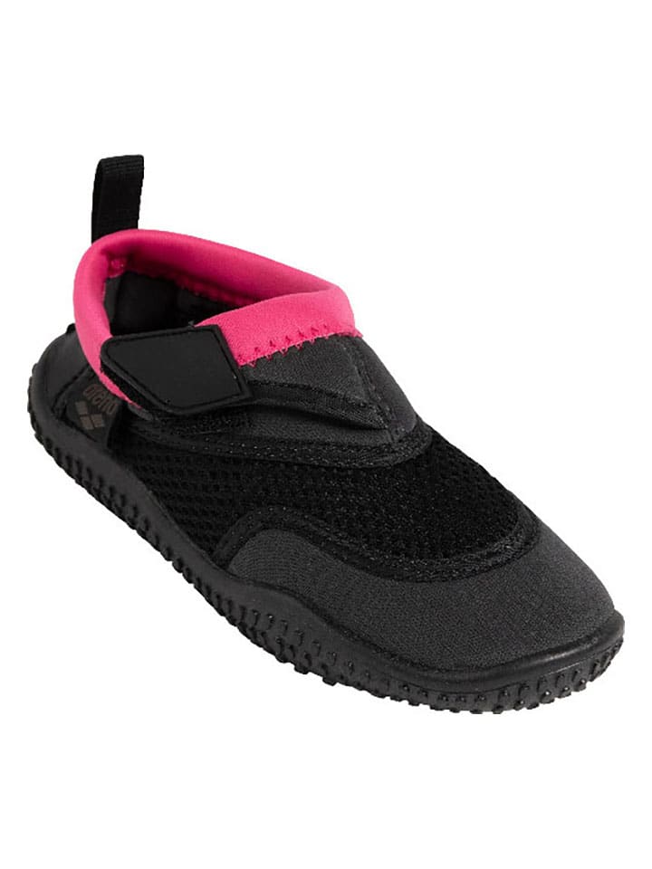 Badeschuhe in Schwarz/ Pink