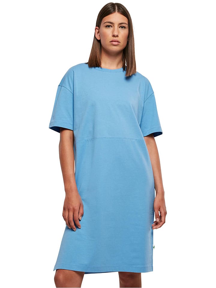 Kleid in Hellblau