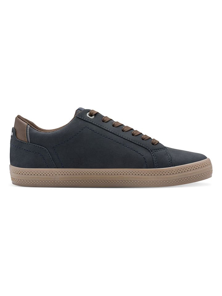 Sneakers in Dunkelblau
