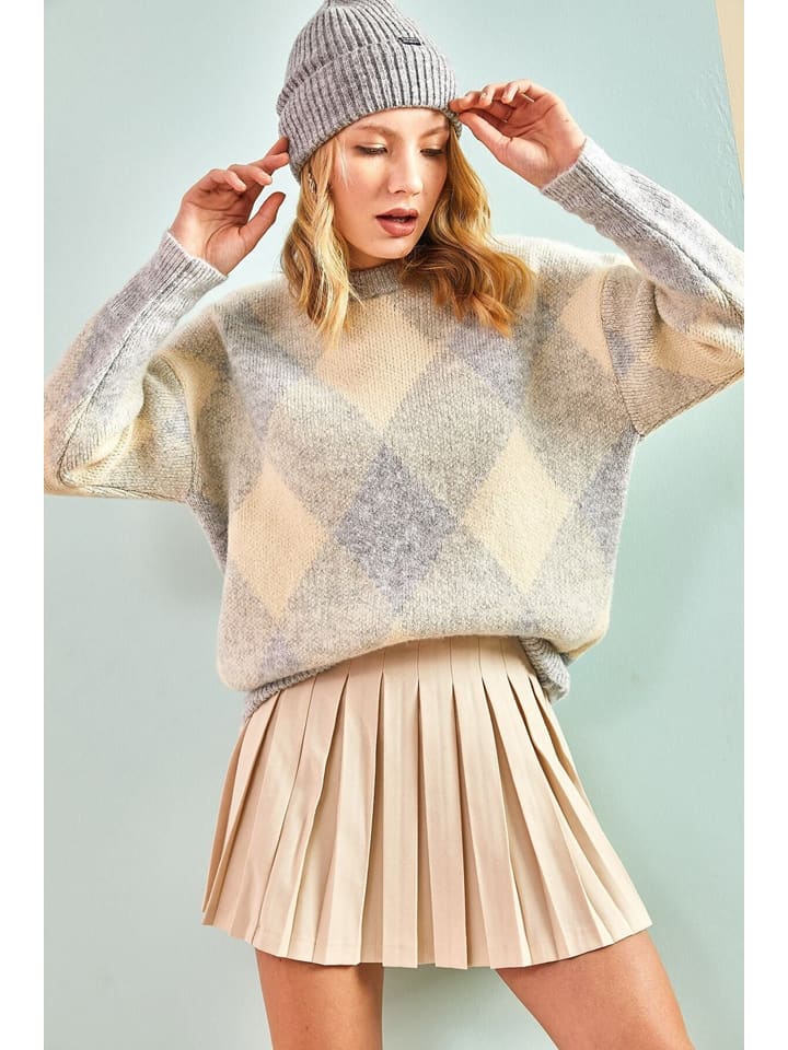 Pullover in Grau