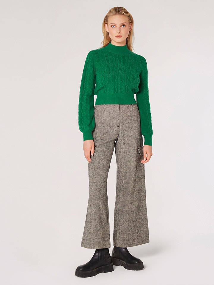 Sweter w kolorze zielonym