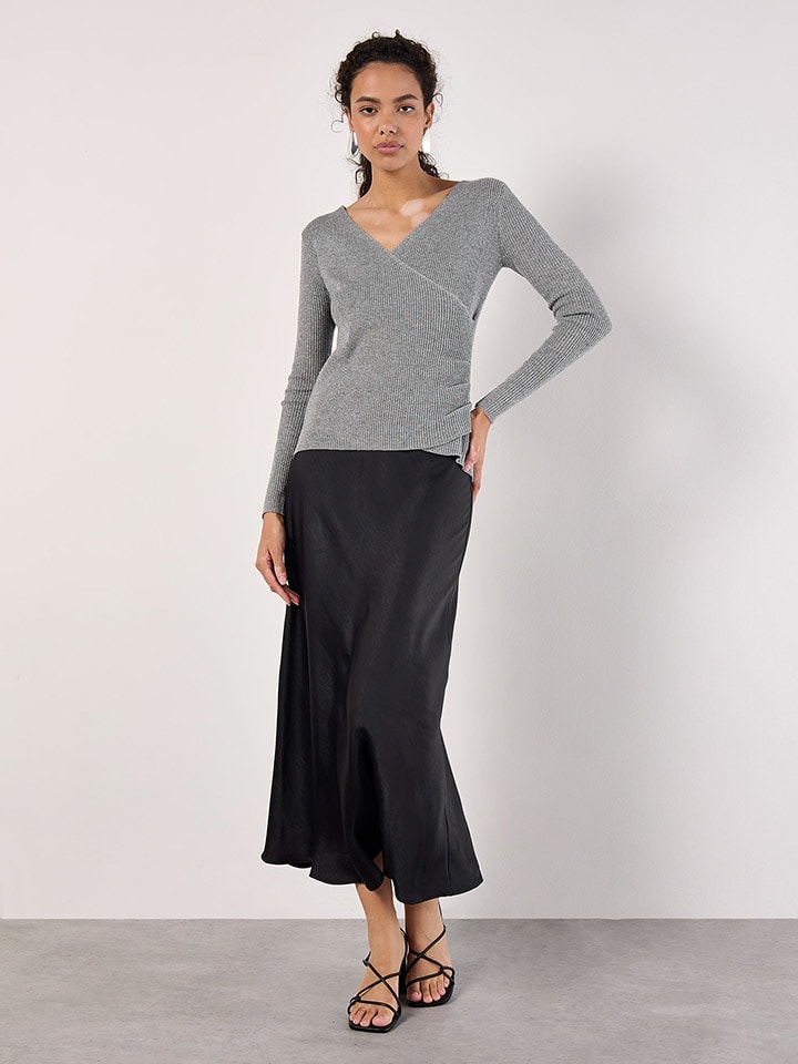 Sweter w kolorze szarym