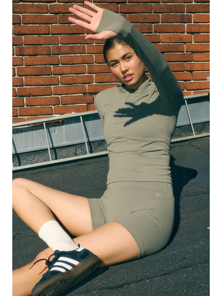 Koszulka funkcyjna "True to body" w kolorze zielonym