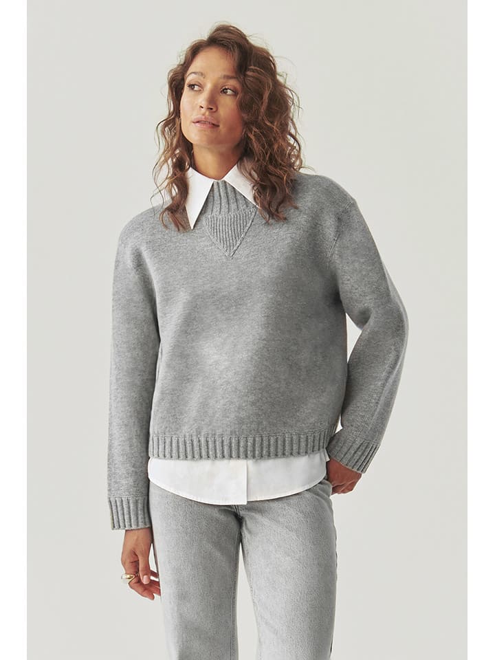 Sweter "Malmana 1" w kolorze szarym
