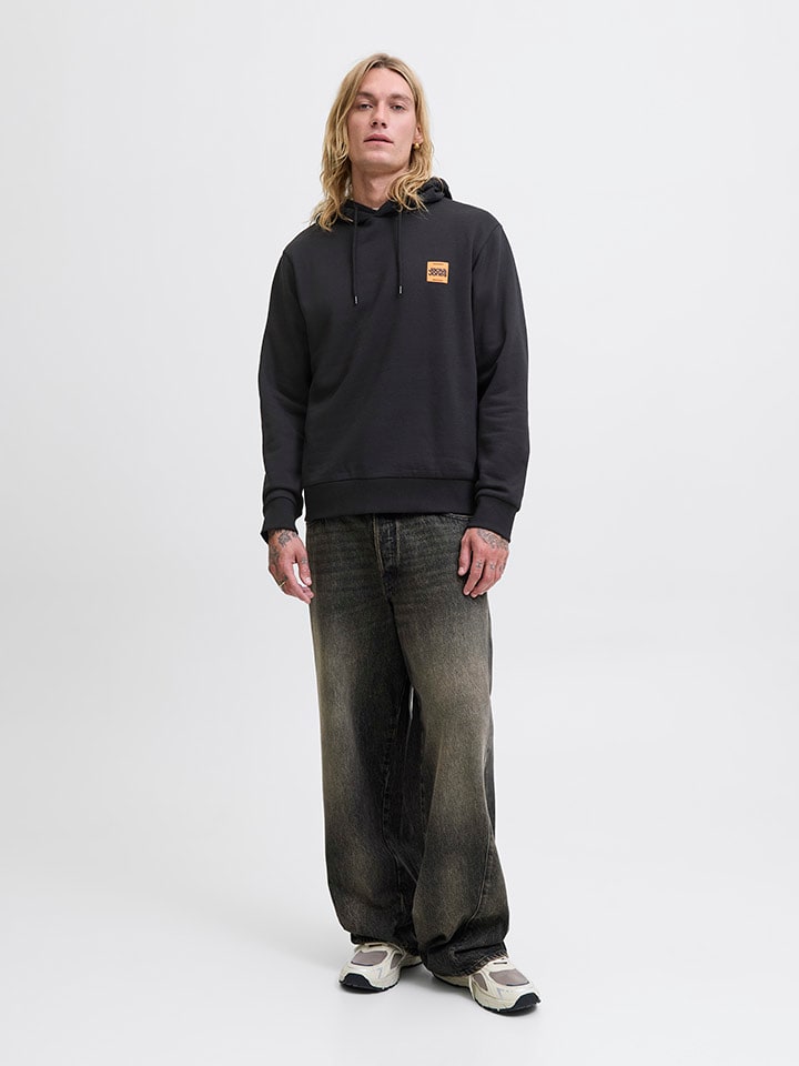 Hoodie in Schwarz
