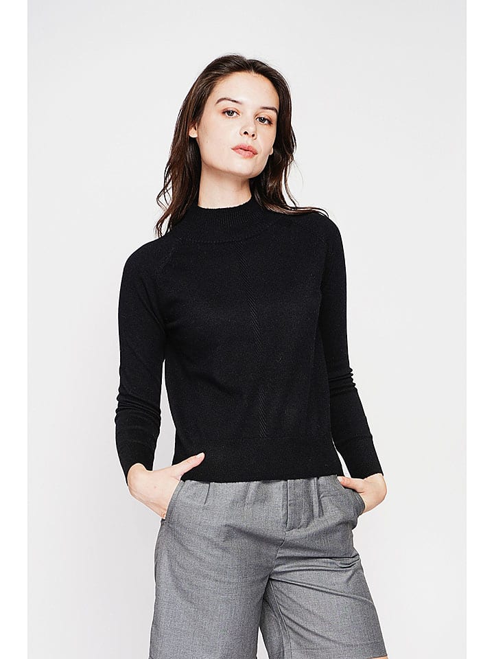 Pullover in Schwarz