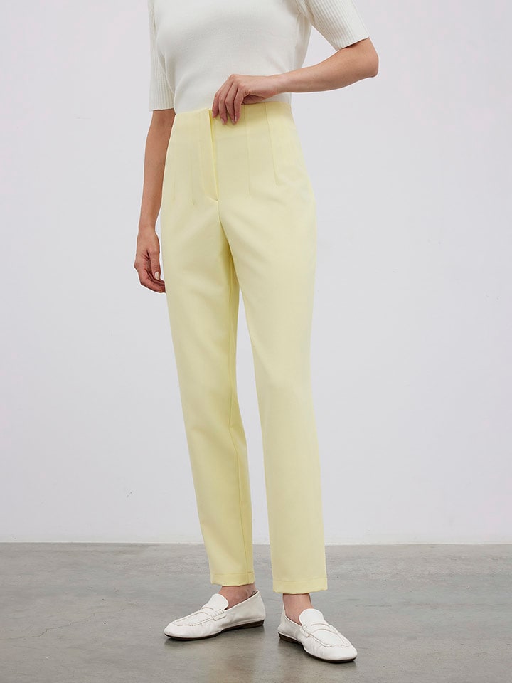 Broek geel