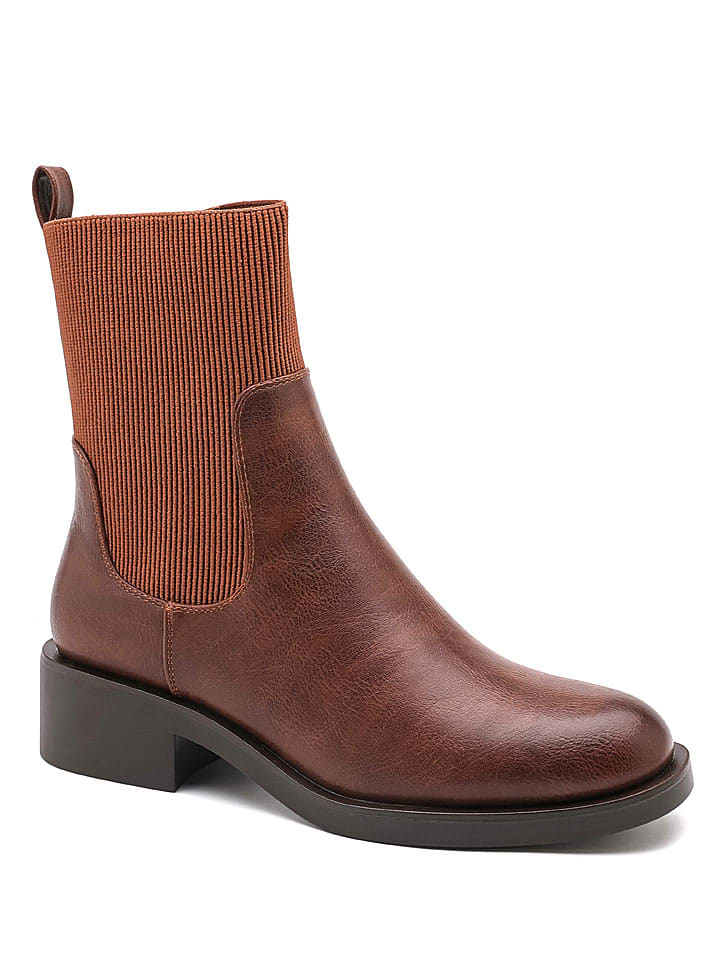 Boots in Hellbraun