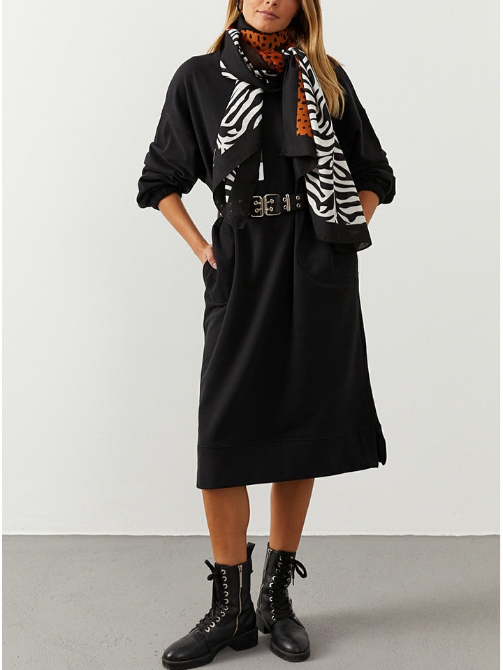 Kleid in Schwarz