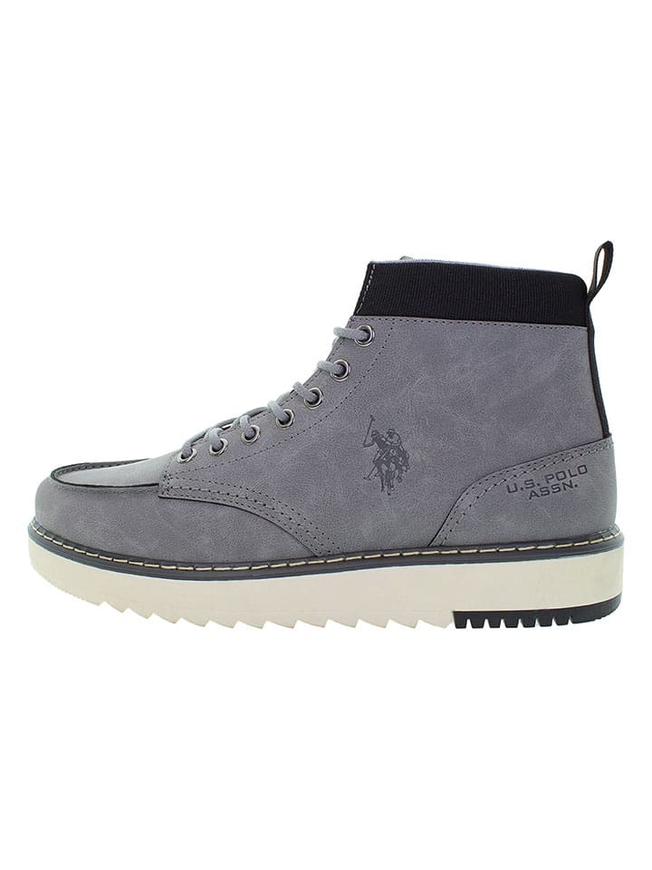 Boots in Grau