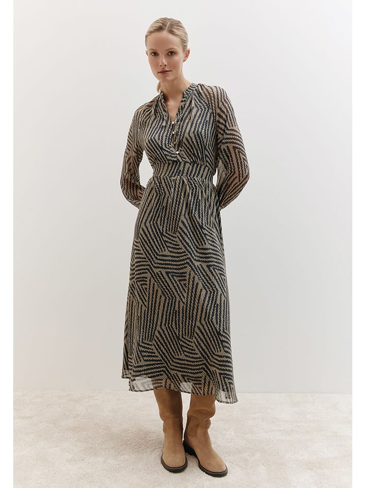 Kleid in Dunkelblau/ Dunkelgrün