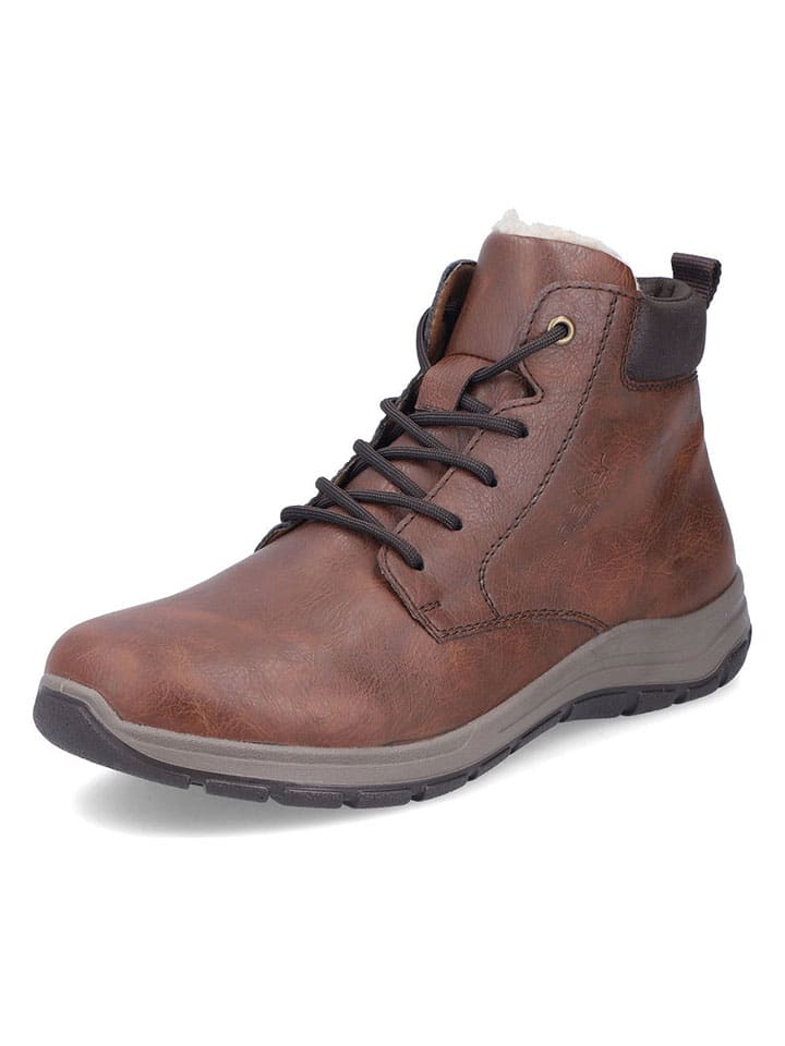 Boots in Braun