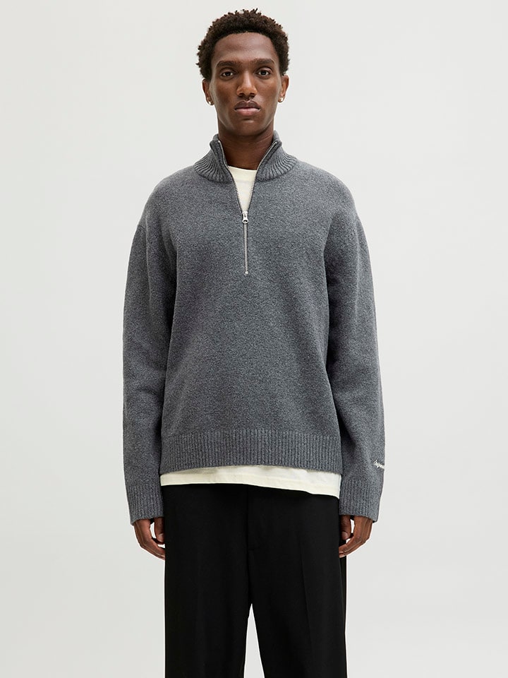 Sweter w kolorze szarym