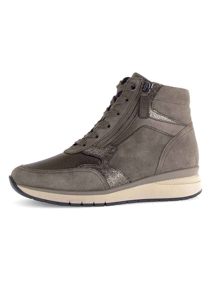 Sneakers  in Grau
