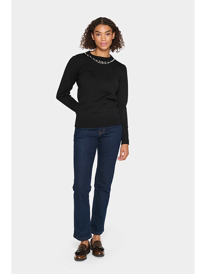 Sweter w kolorze czarnym