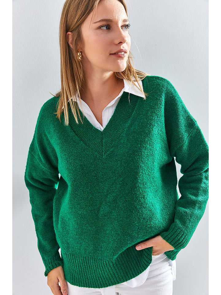 Sweter w kolorze zielonym