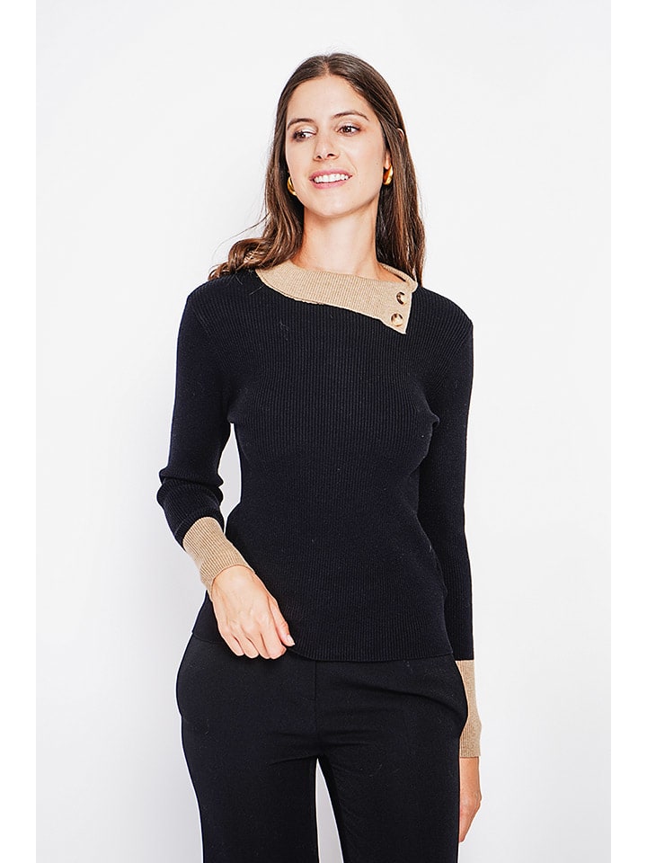 Sweter w kolorze czarnym