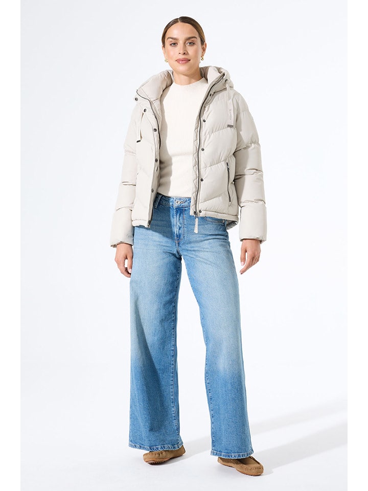 Steppjacke in Creme