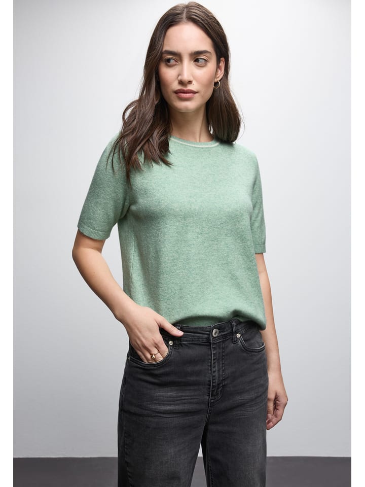 Sweter w kolorze miętowym