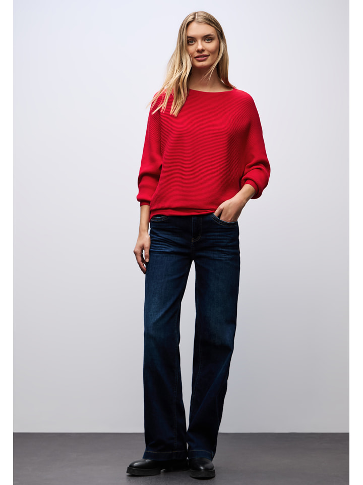 Pullover in Rot